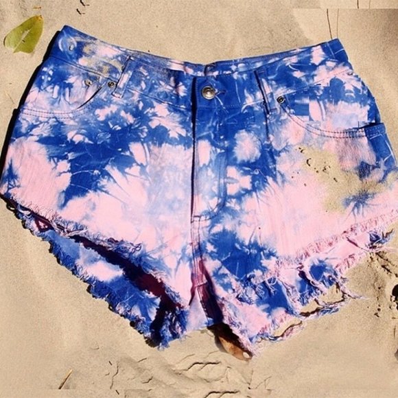 Rusty Pants - RUSTY Palmer Tie Dye Pink Blue Festival Frayed Cut-Off Denim Shorts